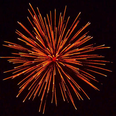 Portagem 12 tiros Fireworks de bolo chinês personalizado 500g Com efeitos surpreendentes para a celebração