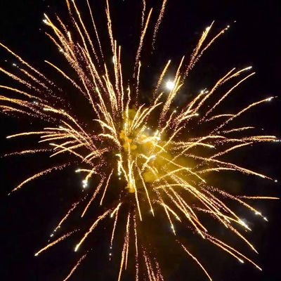 Fogos de artifício personalizados chineses 500G 20 tiros de saludos de bolo Fogos de artifício de Liuyang 2025 Fogos de artifício de bolo para o Ano Novo