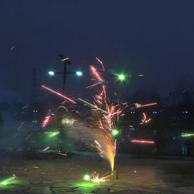 Fábrica chinesa Reino Unido Fogos de artifício de brinquedo 1.4G CE aprovado exibição pirotecnia ao ar livre Fonte quadrada engraçada Fogos de artifício 2025