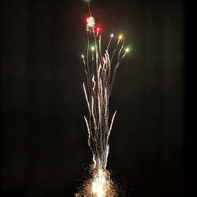 Fogos de artifício por atacado chineses da fábrica de Liuyang, Uivo de Lobo e Mina Cake 2025 para a celebração de Ano Novo e Natal
