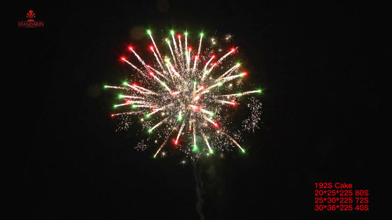 192 fogos de artifício grandes do bolo dos tiros para a ocasião do Natal