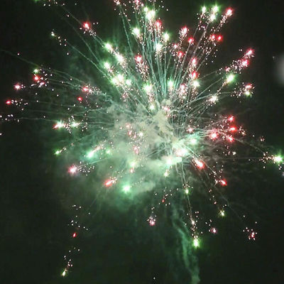 99 fogos de artifício exteriores do bolo do consumidor da pirotecnia dos tiros