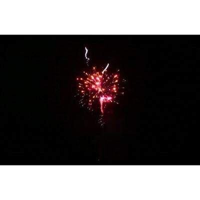 Fogos de artifício personalizados profissionais do bolo com efeitos de surpresa